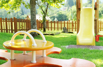 Kinderspielplatz im Garten